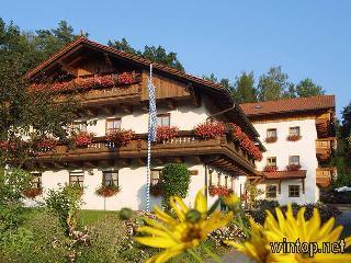 Ferienwohnungen Weghofer **** in Viechtach