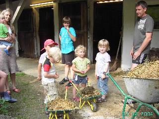 Kinderparadies + Bio-Bauernhof in Schönberg