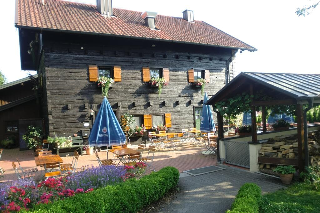 Pension St. Georg mit Restaurant Moststüberl in Bad Griesbach i. Rottal