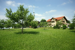 Schätzlhof OHG Hotel Restaurant Hausbrennerei in Ruderting