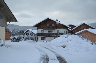 Hans-Girgl-Hof in Langdorf