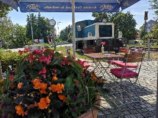 Übernachtung im nostalgischen Bahnwaggon in Bogen