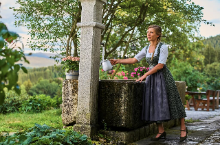 Wander & Aktivhotel Rösslwirt – WALD. GENUSS. HEIMAT in Lam