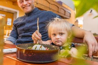 Wander & Aktivhotel Rösslwirt – WALD. GENUSS. HEIMAT in Lam